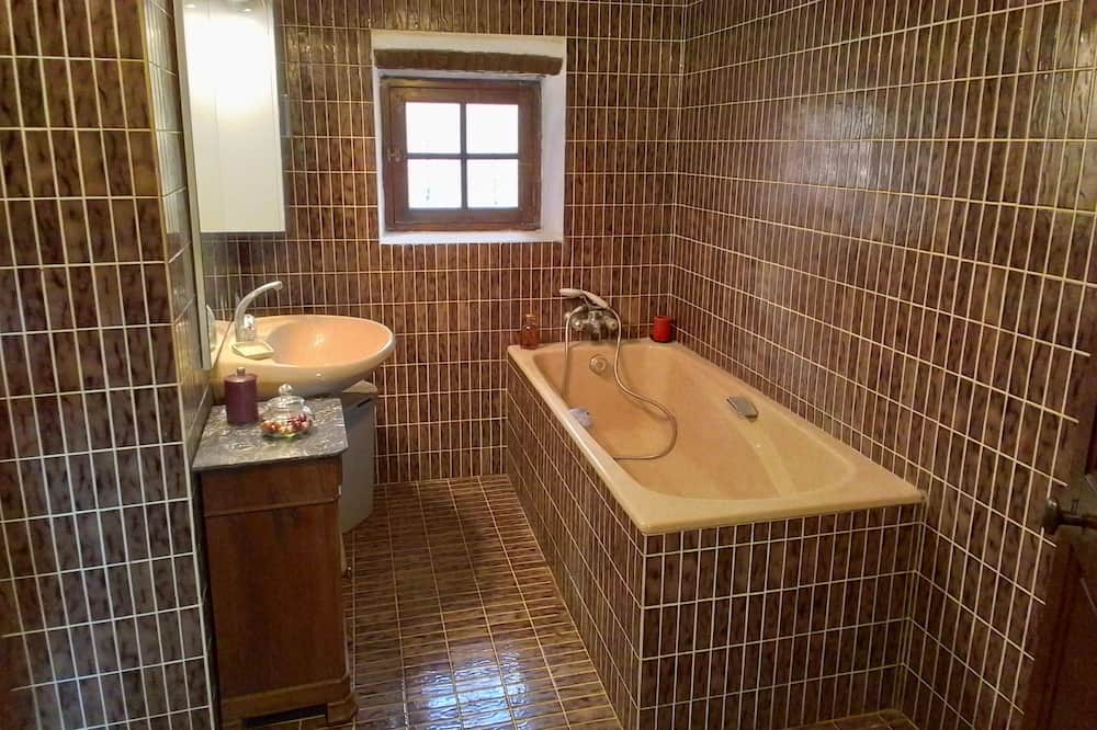 Photo of Bathroom in Bargeme