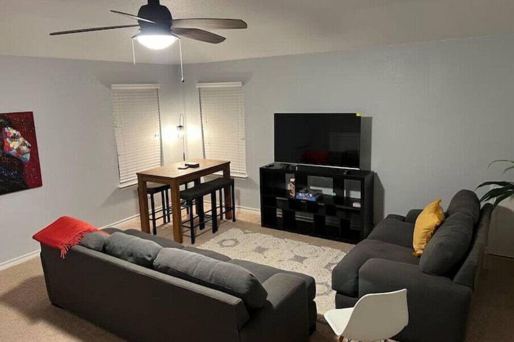 Photo of Livingroom in San Antonio