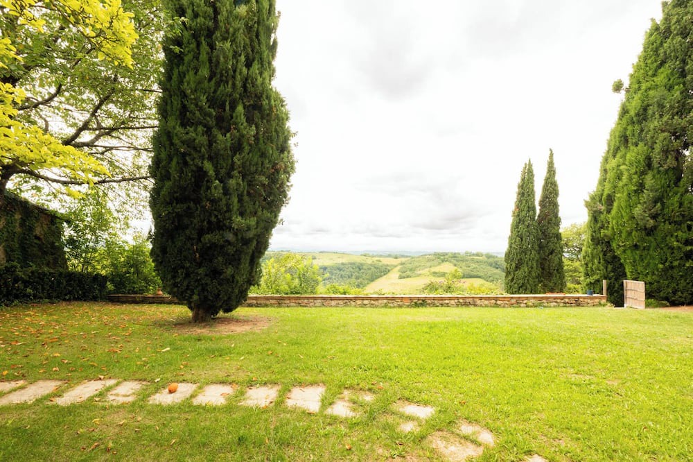 Photo of Outdoor in Lapeyrere
