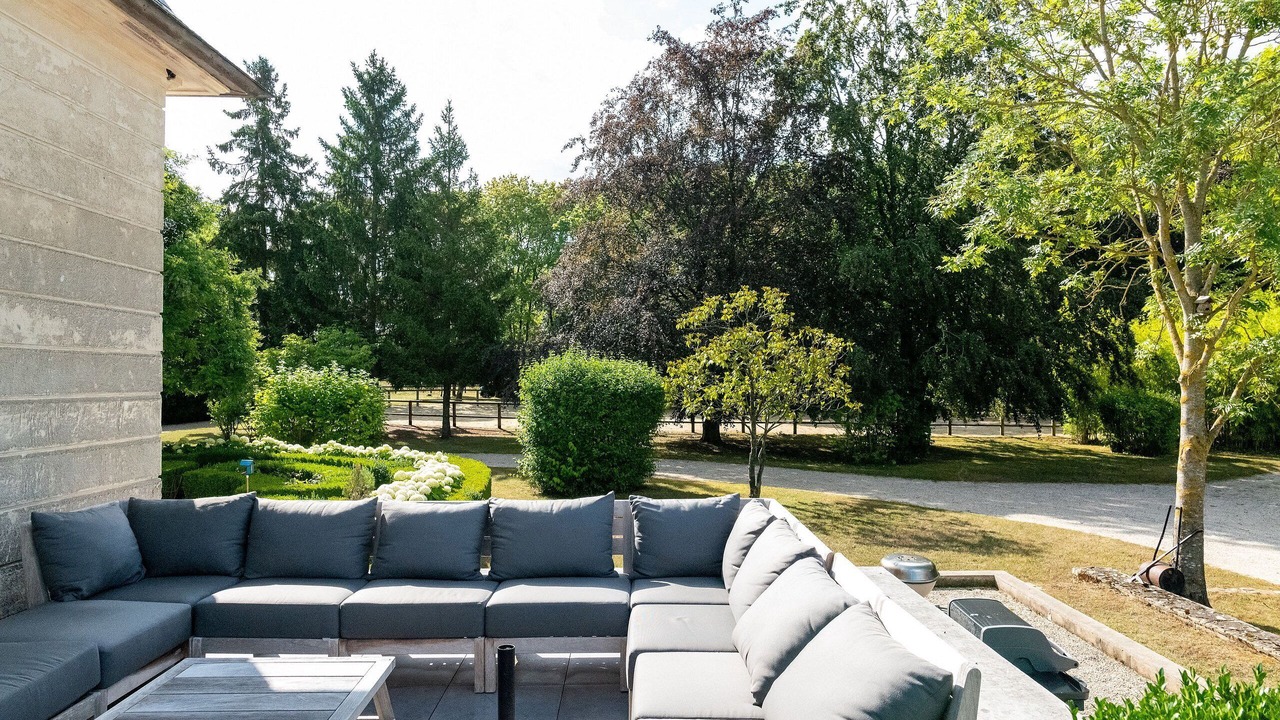 Photo of Outdoor in Bailly