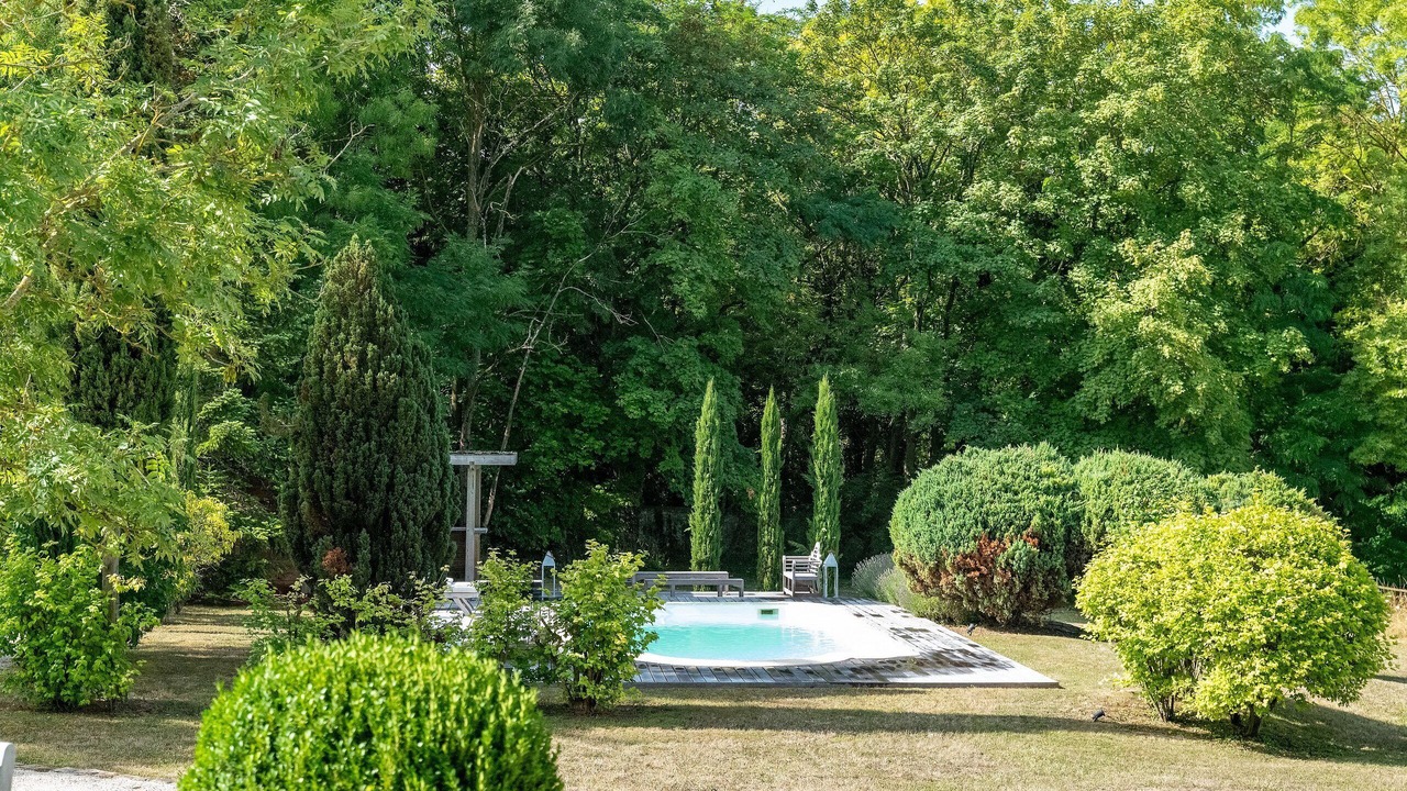 Photo of Outdoor in Bailly