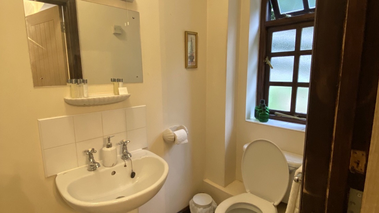Photo of Bathroom in Fawkham
