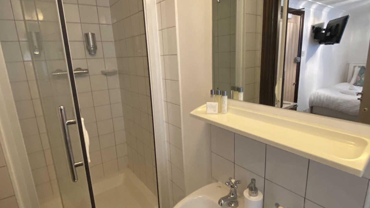 Photo of Bathroom in Fawkham