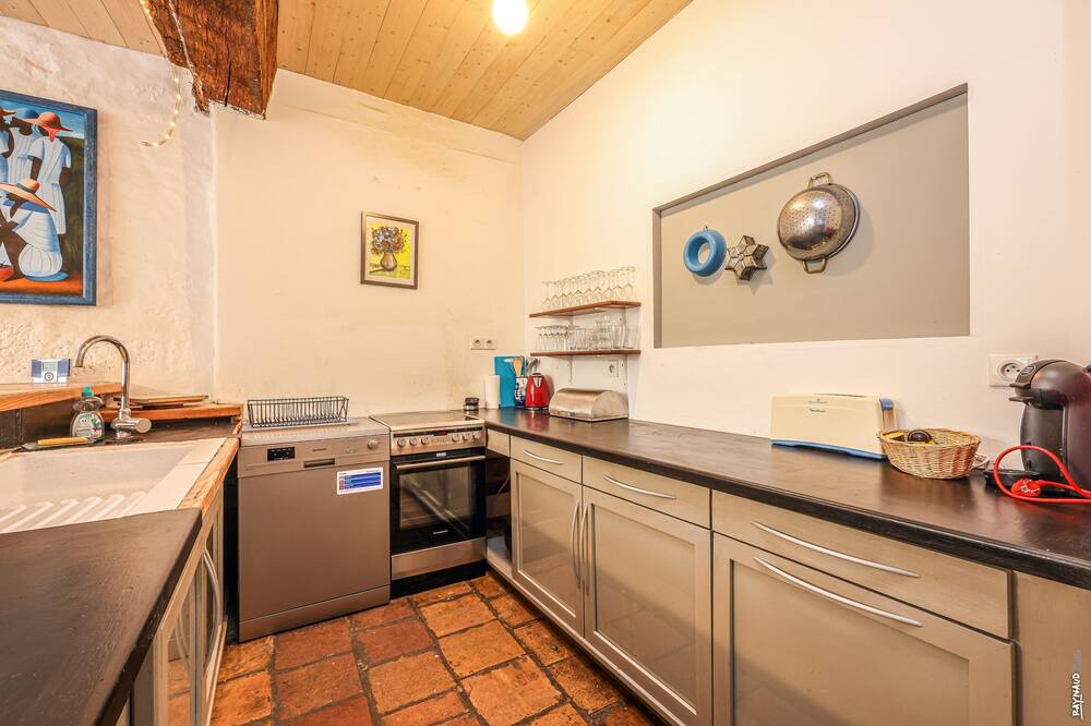 Photo of Kitchen in Castelnau-de-Montmiral