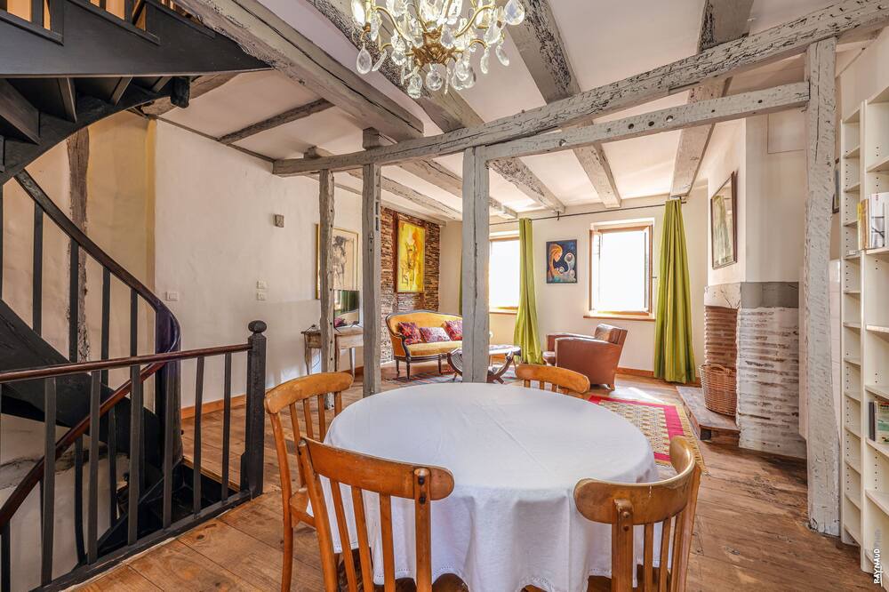Photo of Others in Castelnau-de-Montmiral