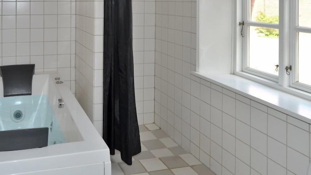 Photo of Bathroom in Ballum