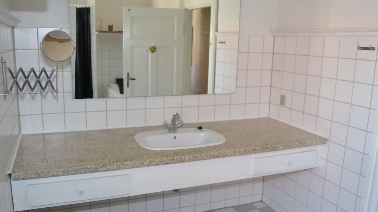 Photo of Bathroom in Ballum