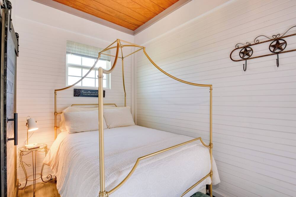 Photo of Bedroom in Lucas