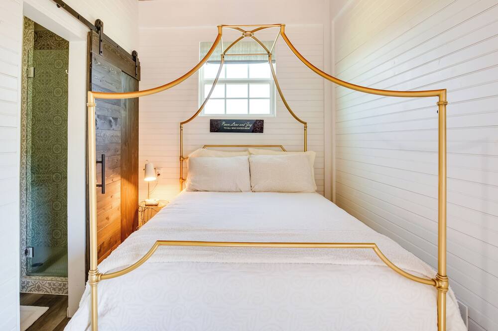Photo of Bedroom in Lucas