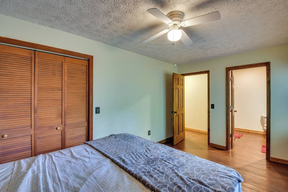 Photo of Bedroom in Chickasaw Point