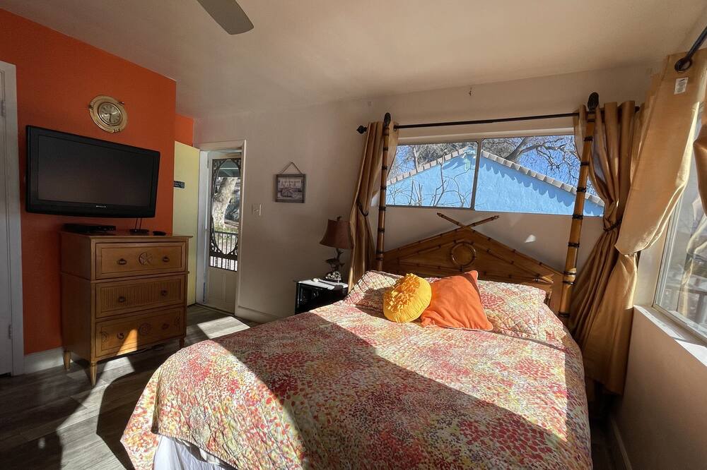 Photo of Bedroom in Wilbur Springs