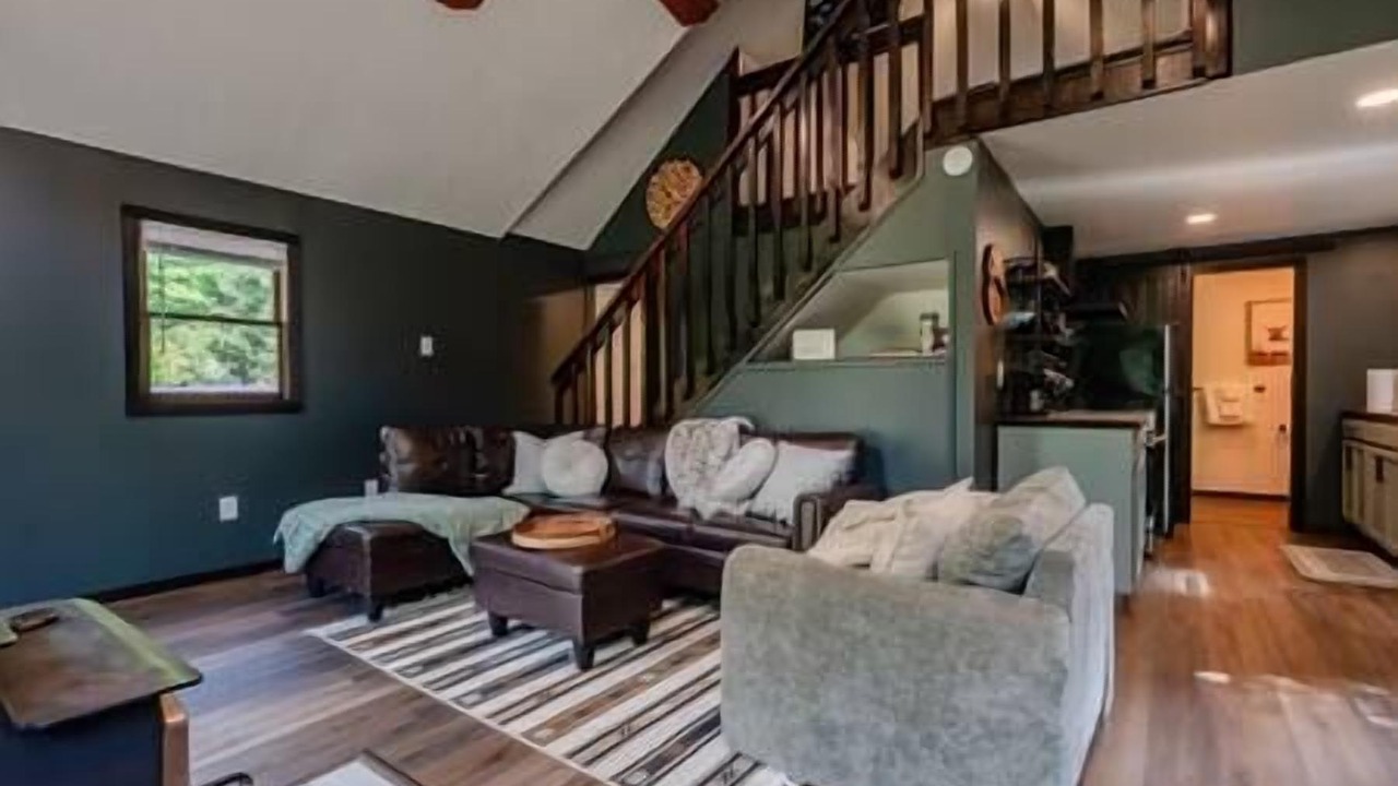 Photo of Livingroom in Town of Jerusalem