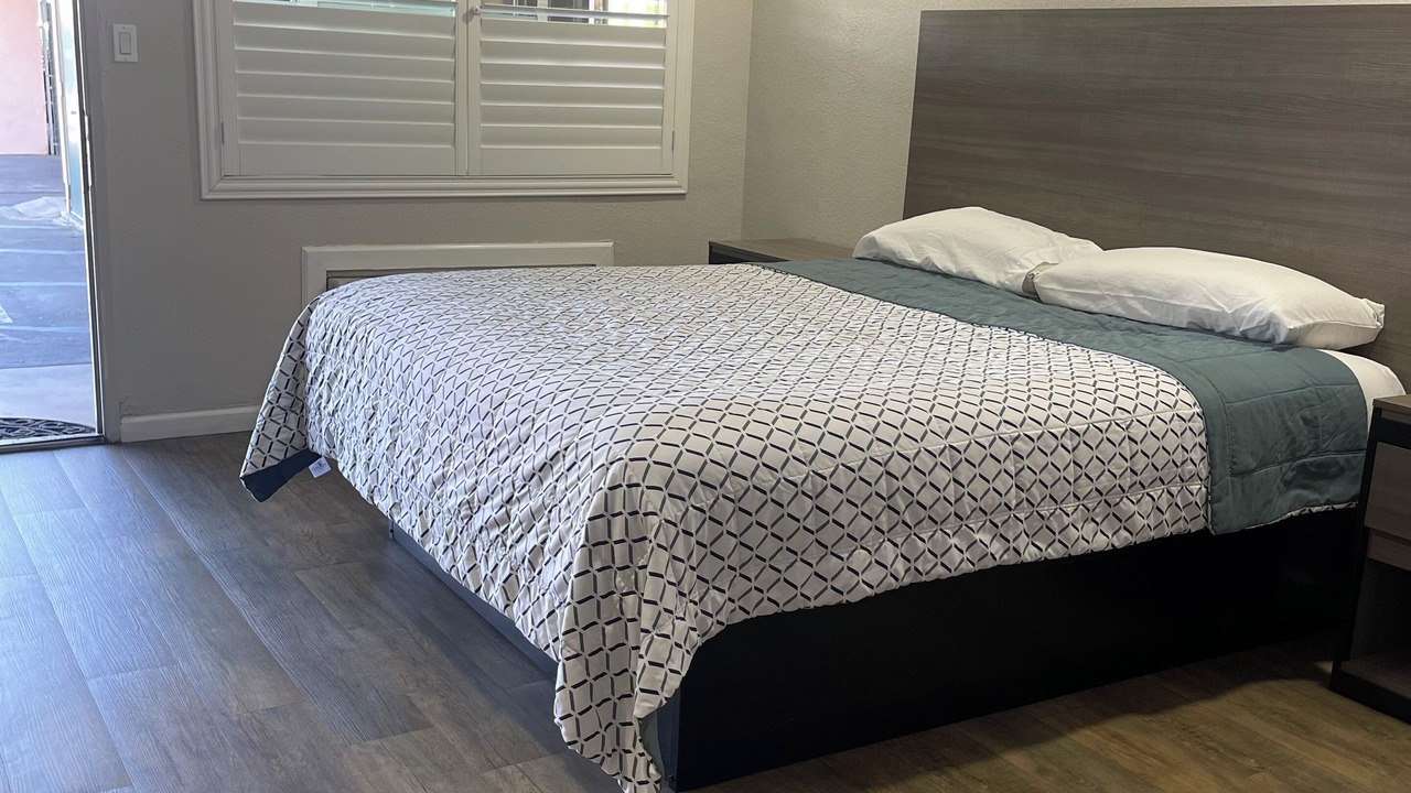 Photo of Bedroom in Sanger