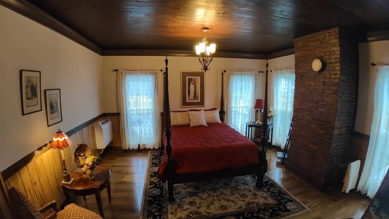 Photo of Bedroom in Waterview