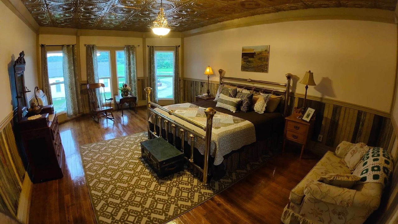 Photo of Bedroom in Waterview