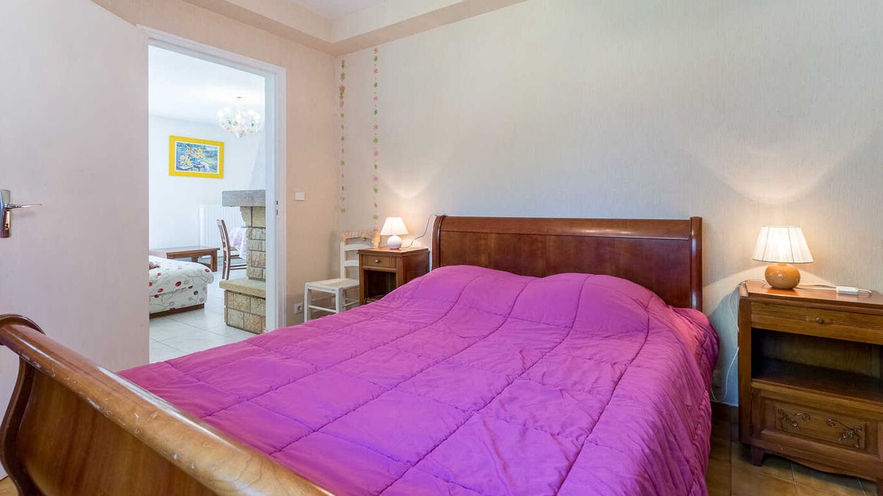 Photo of Others in Francin