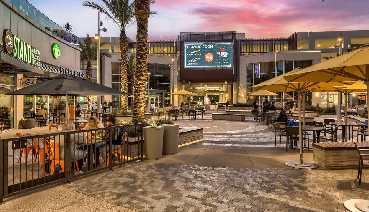 Photo of Outdoor in Tarzana