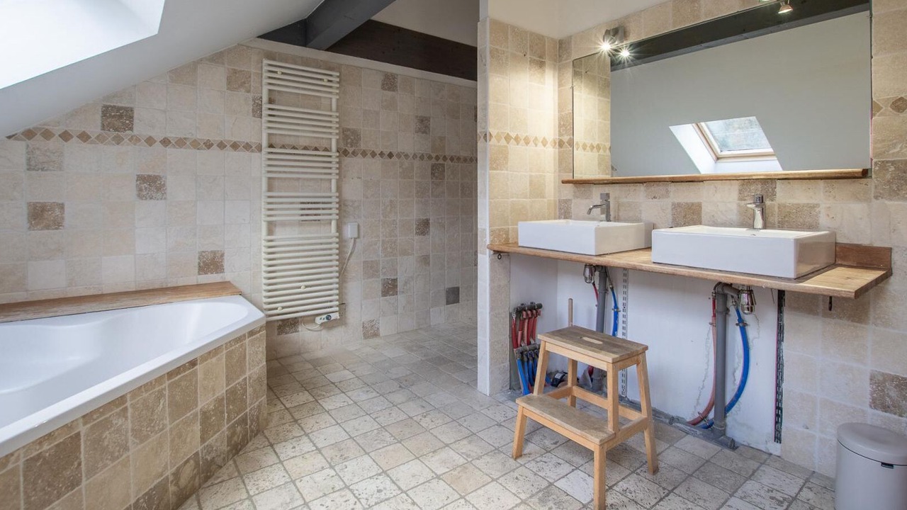 Photo of Others in Sonnaz