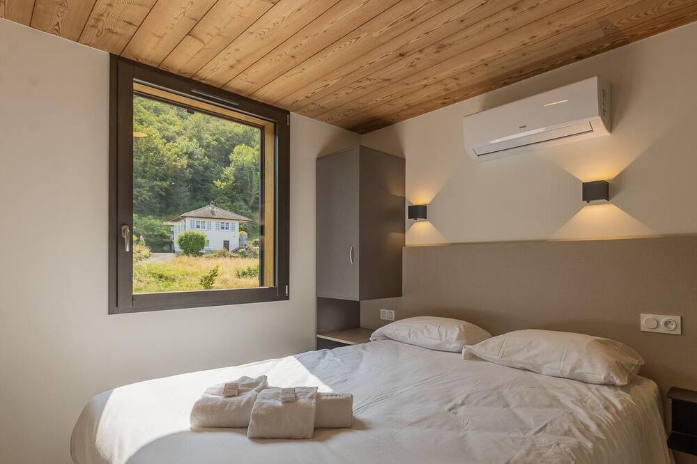 Photo of Bedroom in Conjux