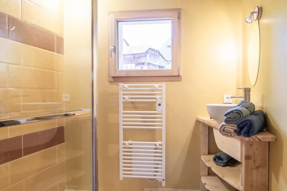 Photo of Bathroom in Le Chatelard