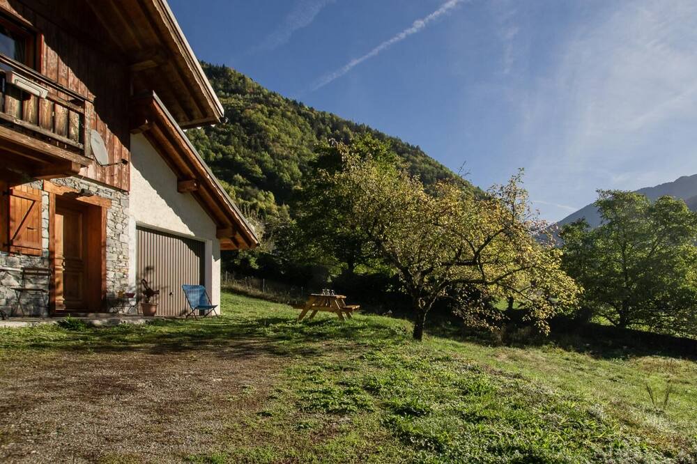 Photo of Outdoor in Queige