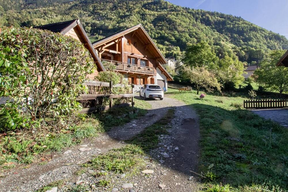 Photo of Outdoor in Queige