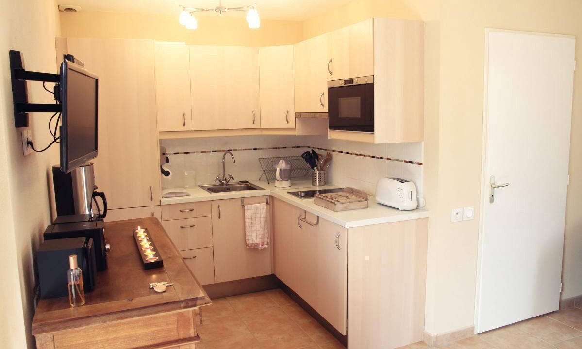 Photo of Kitchen in Sainte-Helene-du-Lac