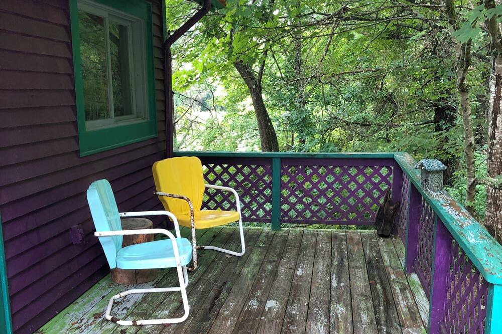 Photo of Patio Balcony in Bakersville