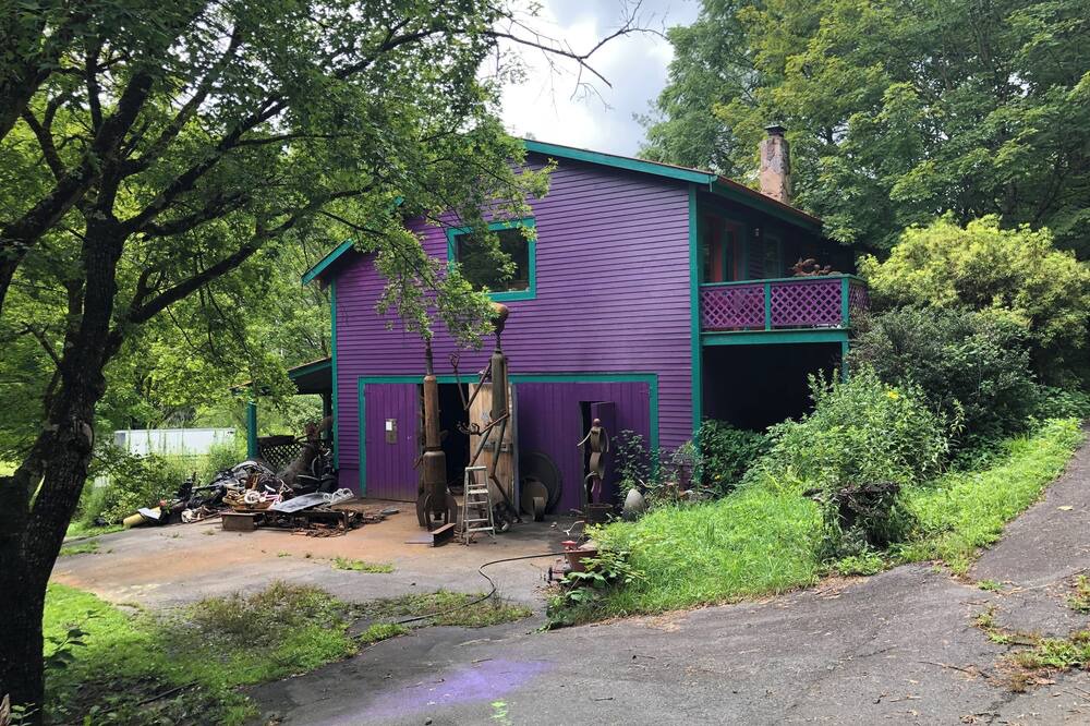 Photo of Outdoor in Bakersville