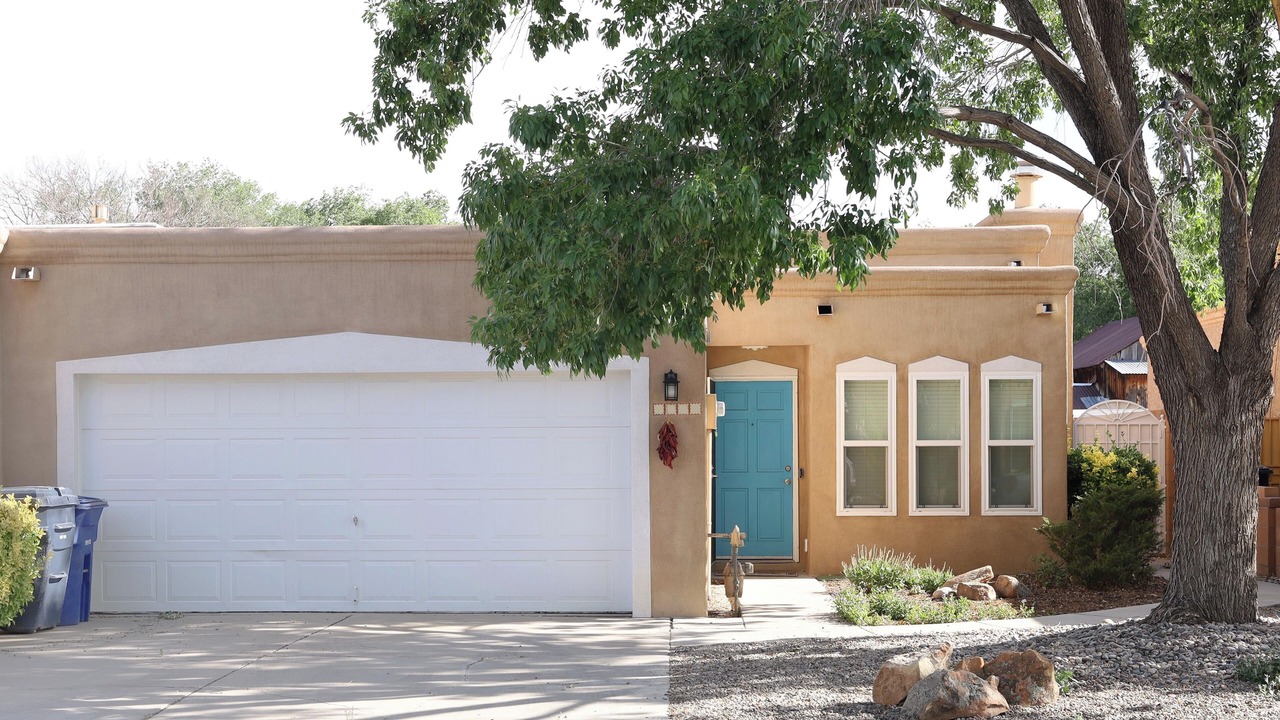 Photo of Outdoor in Near North Valley