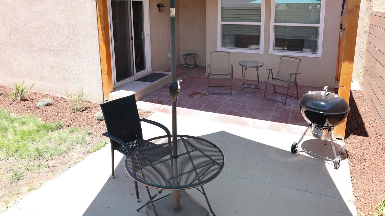 Photo of Patio Balcony in Near North Valley