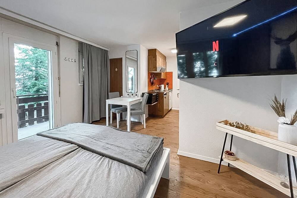 Photo of Bedroom in Taesch