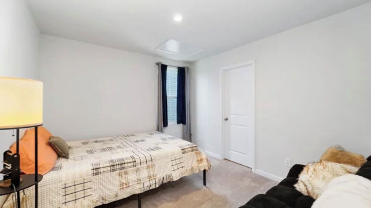Photo of Bedroom in Antioch