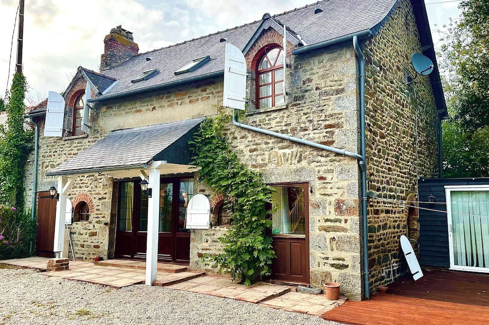 Photo of Outdoor in Sainte-Marie-du-Bois