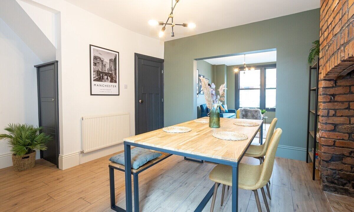 Photo of Others in Levenshulme