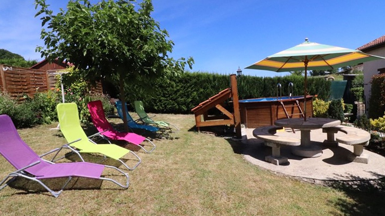 Photo of Patio Balcony in Saint-Santin-de-Maurs