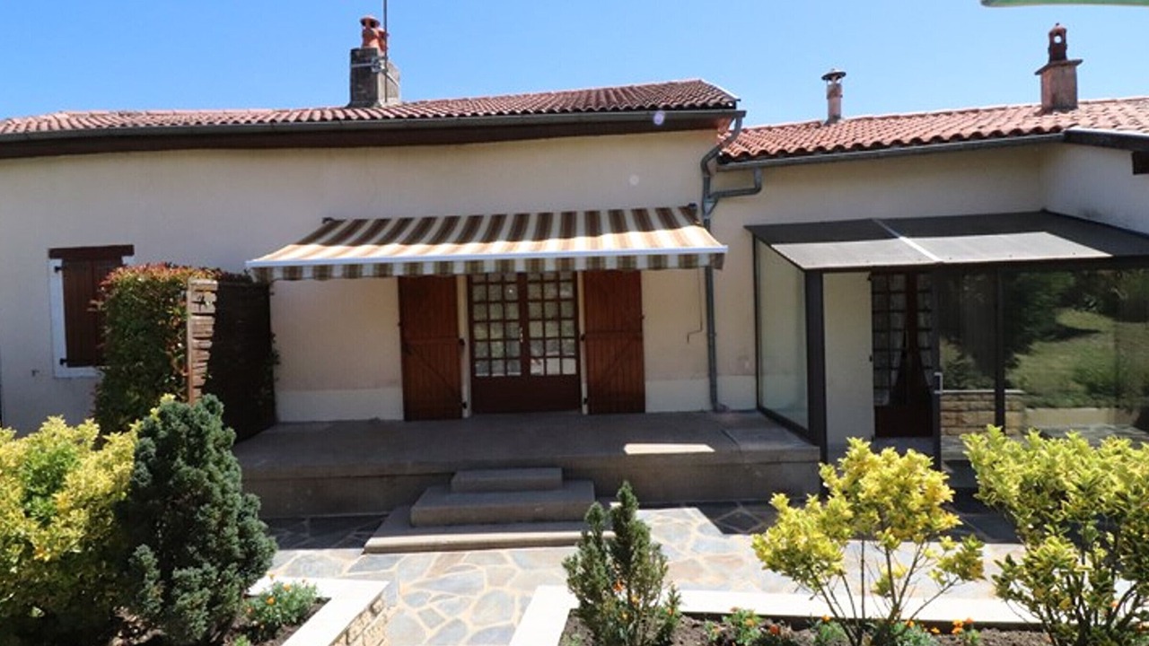 Photo of Outdoor in Saint-Santin-de-Maurs