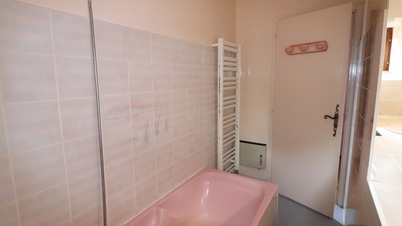 Photo of Bathroom in Jussac