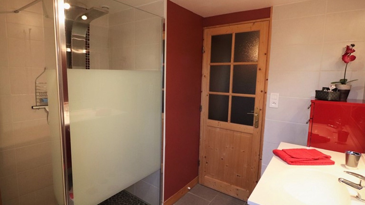 Photo of Bathroom in Arnac