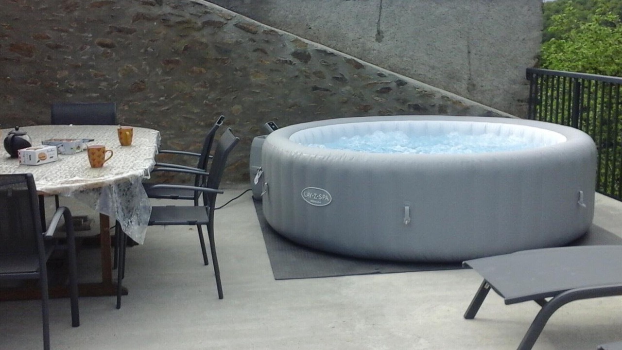 Photo of Outdoor in Pleaux