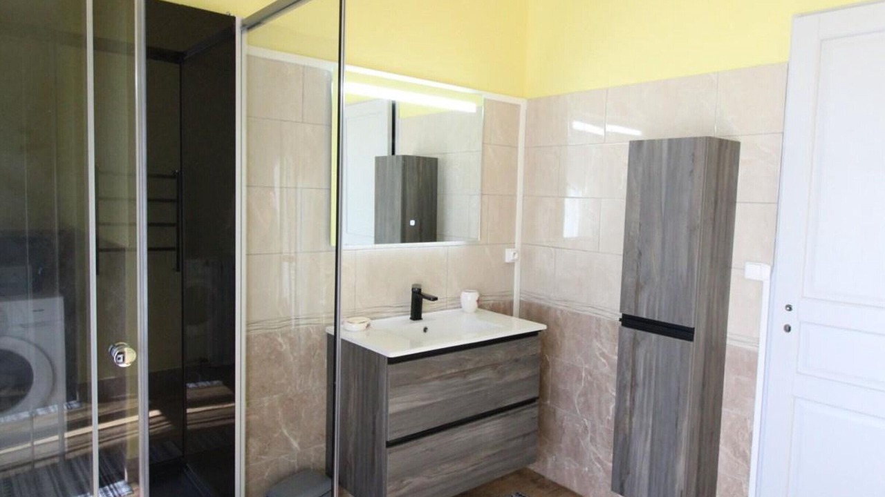 Photo of Bathroom in Pleaux