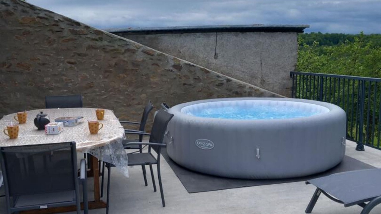 Photo of Outdoor in Pleaux