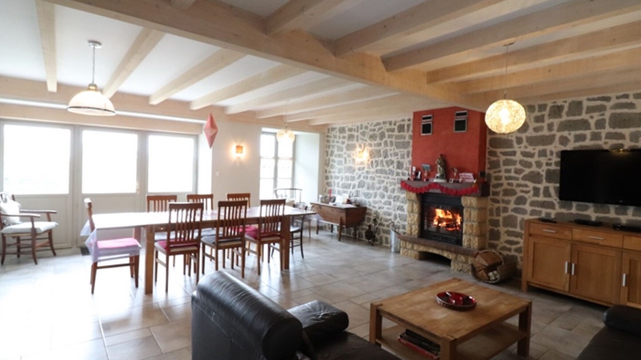 Photo of Livingroom in Cezens