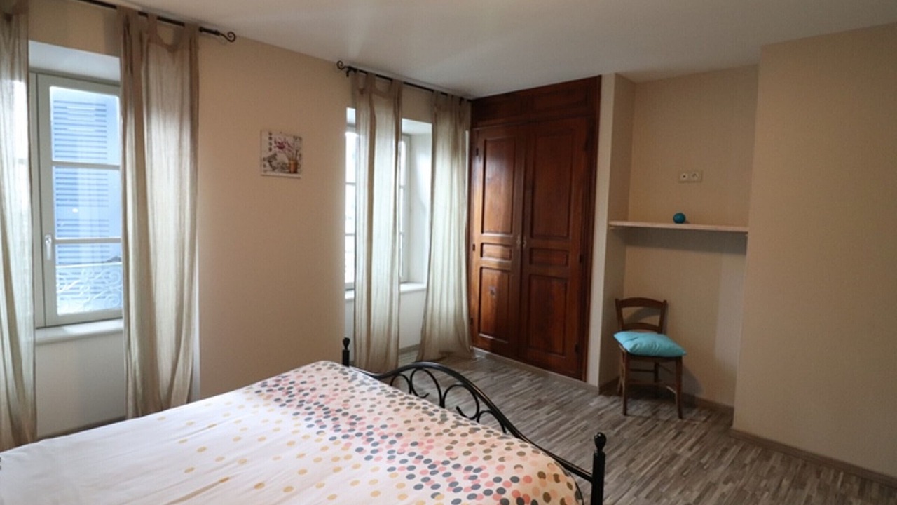 Photo of Others in Cezens