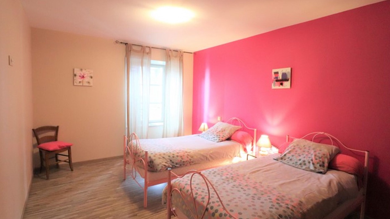 Photo of Others in Cezens