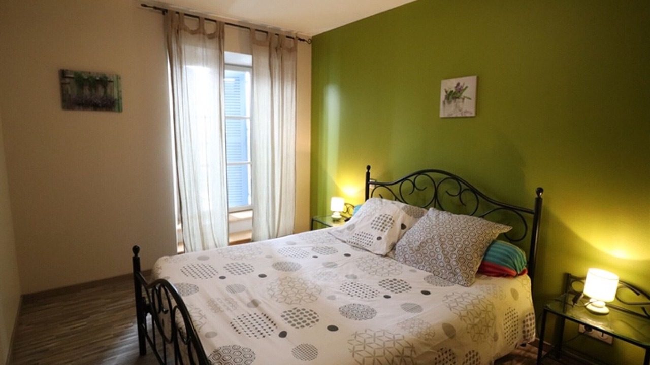 Photo of Others in Cezens