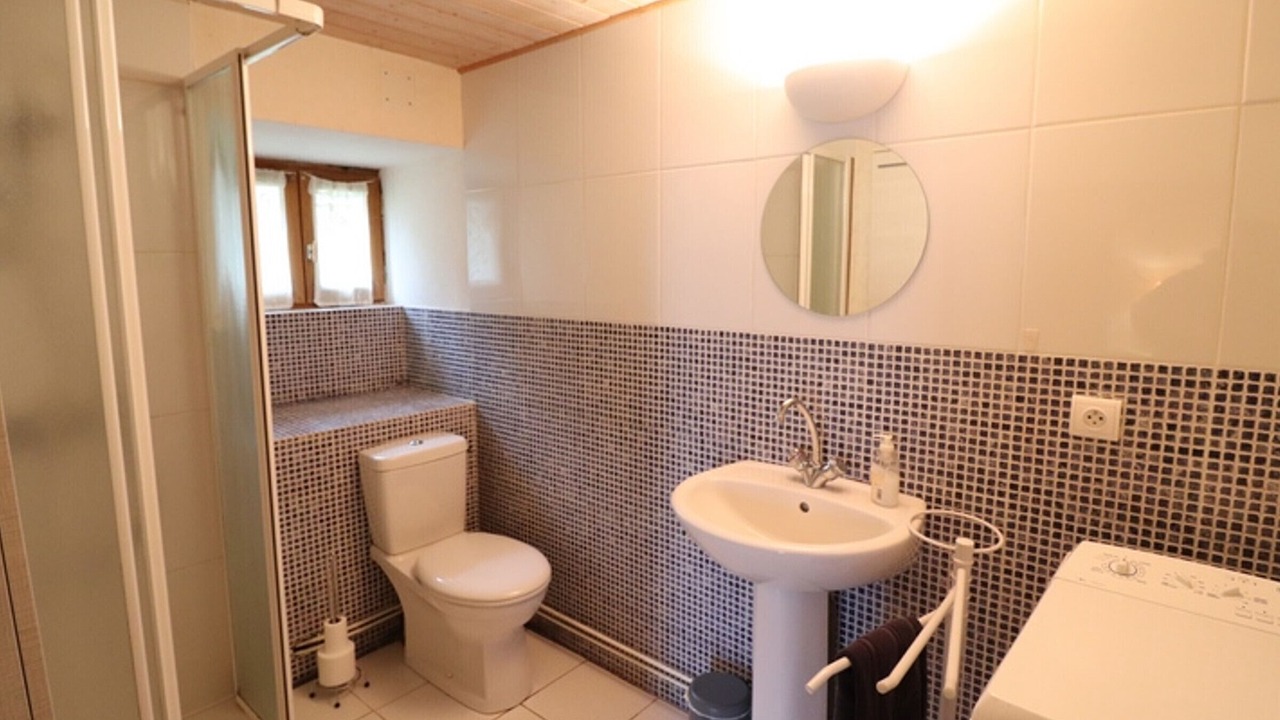 Photo of Bathroom in Lorcieres