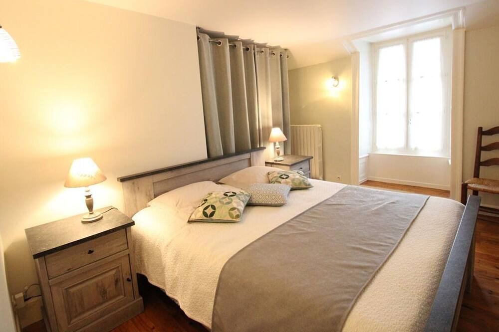 Photo of Bedroom in Jussac