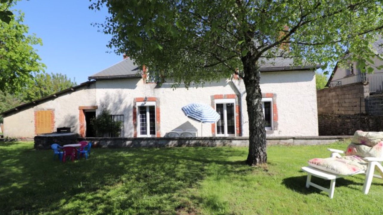 Photo of Outdoor in Besse