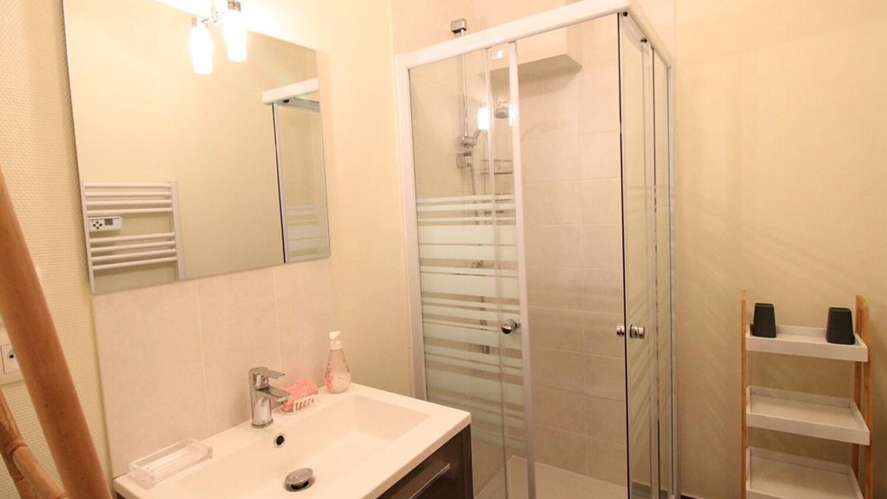 Photo of Bathroom in Champagnac